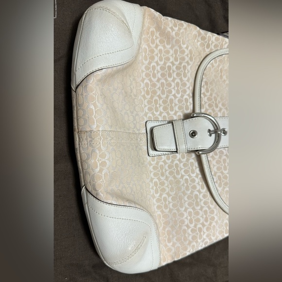 Coach Handbag - Picture 4 of 7